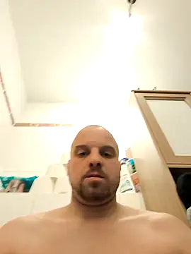 Snapshot of Phoenix2310 chatting on February 13, 2026, 6:53 am Phoenix2310 online show from February 13, 2026, 6:53 am
