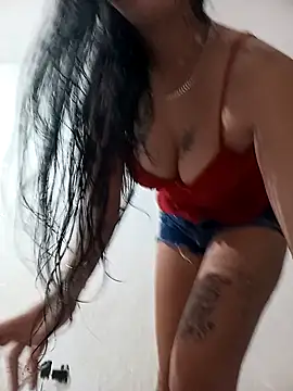 Snapshot of Haryelle35 chatting on November 22, 2025, 1:04 am Haryelle35 online show from November 22, 2025, 1:04 am