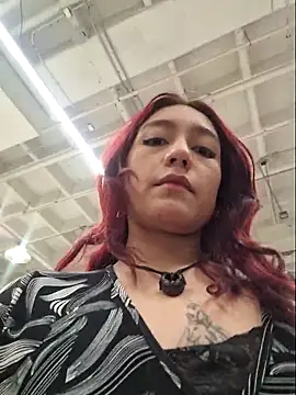 Snapshot of Eveeelyn25 chatting on March 7, 2026, 9:45 pm Eveeelyn25 online show from March 7, 2026, 9:45 pm