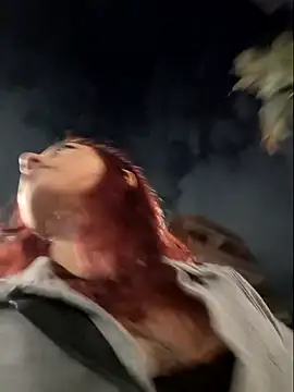 Snapshot of Eveeelyn25 chatting on March 21, 2026, 2:05 am Eveeelyn25 online show from March 21, 2026, 2:05 am