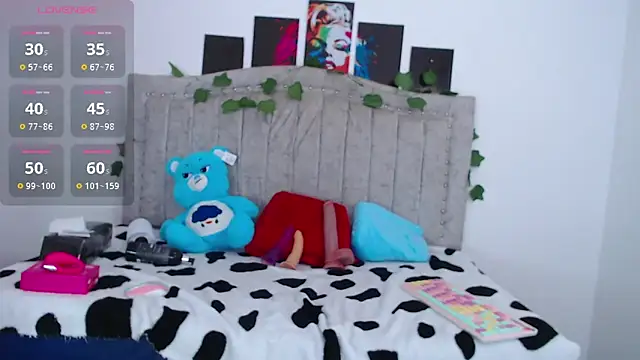 Tinyy Star online show from March 27, 2026, 5:34 pm