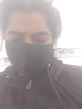 Snapshot of Qxriya chatting on November 23, 2025, 9:42 am Qxriya online show from November 23, 2025, 9:42 am