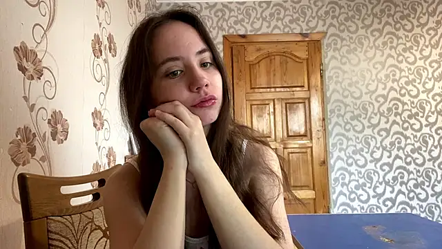 ChandaApplin online show from December 17, 2025, 12:22 pm