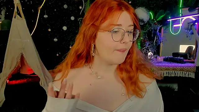 StaceyJensen online show from February 20, 2026, 9:43 am