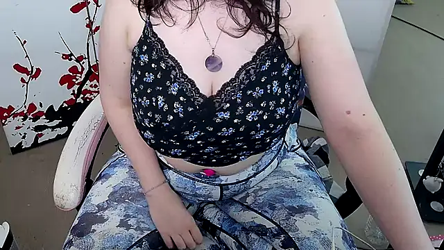 Hina-chou online show from February 6, 2026, 11:57 am