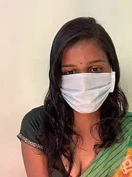 honeygirl6996 online show from February 25, 2026, 6:12 am