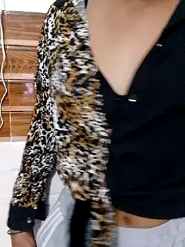 Snapshot of Janvi89 chatting on November 25, 2025, 6:35 am Janvi89 online show from November 25, 2025, 6:35 am