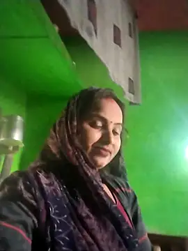 Pooja hote online show from November 25, 2025, 3:17 am