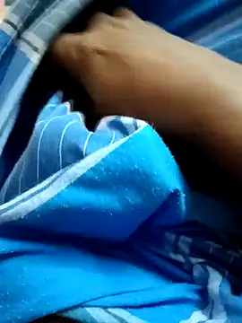 Snapshot of Chatfree27 chatting on November 24, 2025, 5:12 pm Chatfree27 online show from November 24, 2025, 5:12 pm