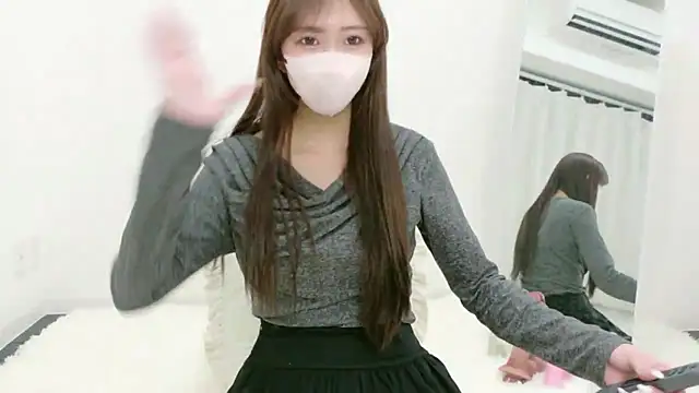 alicechan v online show from May 20, 2026, 9:48 am