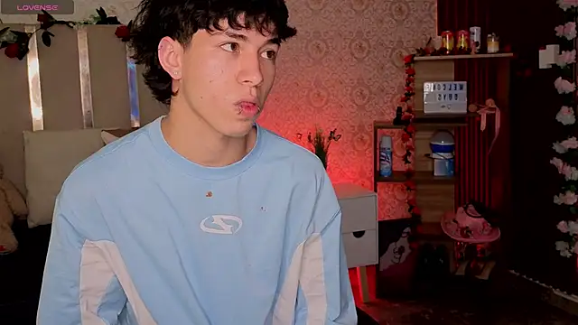 kaelwolf tay online show from February 26, 2026, 7:24 pm