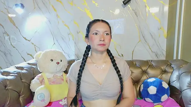 Cloe16  online show from February 13, 2026, 3:24 am