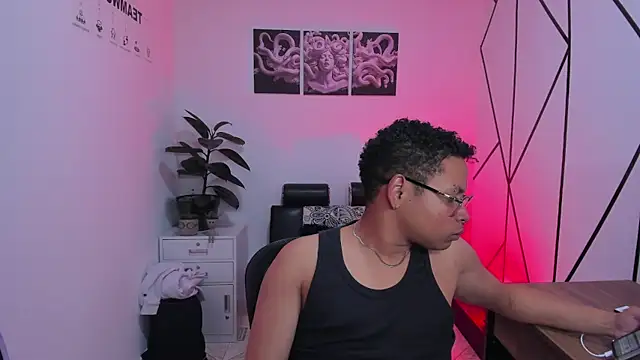 Thorian stormborn online show from November 24, 2025, 9:25 pm