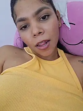 Snapshot of Mia_Rosex chatting on January 31, 2026, 11:58 pm Mia Rosex online show from January 31, 2026, 11:58 pm