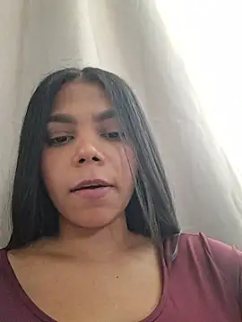 Snapshot of Mia_Rosex chatting on February 17, 2026, 5:41 pm Mia Rosex online show from February 17, 2026, 5:41 pm