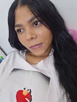 Snapshot of Mia_Rosex chatting on February 22, 2026, 3:29 am Mia Rosex online show from February 22, 2026, 3:29 am