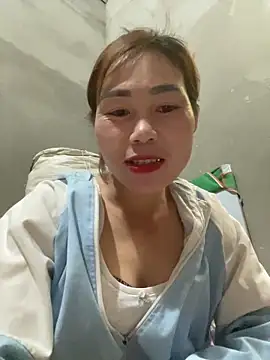 Snapshot of meganmeo chatting on April 27, 2026, 11:08 am meganmeo online show from April 27, 2026, 11:08 am