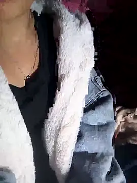 Snapshot of beba1100 chatting on November 24, 2025, 1:11 pm beba1100 online show from November 24, 2025, 1:11 pm