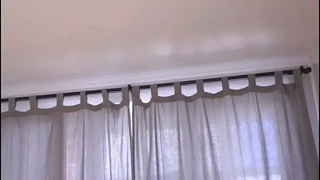 HelenSprintty  online show from November 23, 2025, 11:54 am