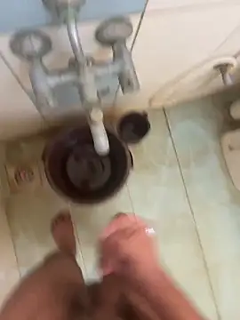 Snapshot of cumm_boyyy chatting on November 27, 2025, 5:09 am cumm boyyy online show from November 27, 2025, 5:09 am