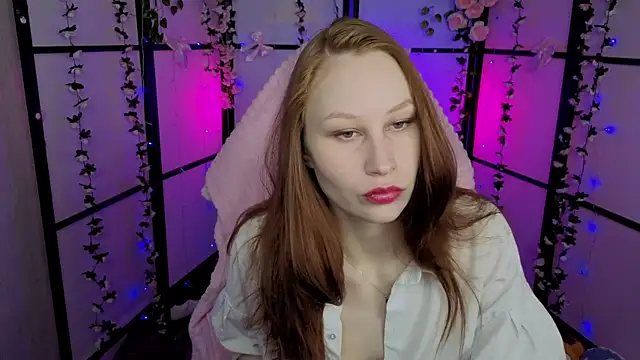 JoanFlare online show from December 2, 2025, 12:32 pm