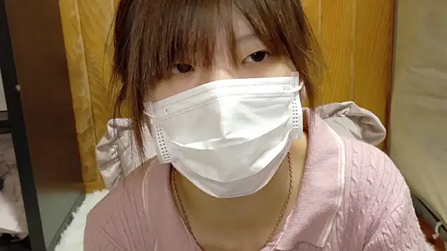  NATSUMI online show from November 30, 2025, 12:42 pm