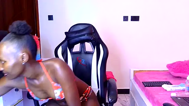 emma-112 online show from February 2, 2026, 5:39 am