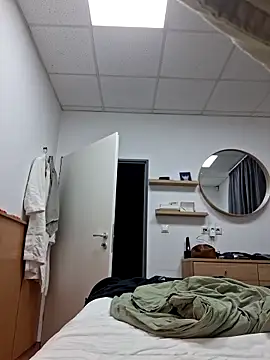 Streetworkout online show from March 20, 2026, 1:10 am