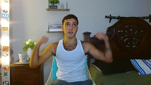 Snapshot of oceanboy_vibe chatting on November 27, 2025, 1:18 am oceanboy vibe online show from November 27, 2025, 1:18 am