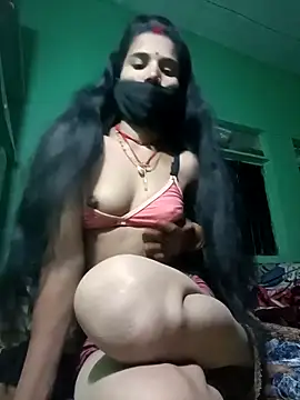 Snapshot of Uma_sain chatting on December 18, 2025, 3:18 pm Uma sain online show from December 18, 2025, 3:18 pm