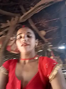 Snapshot of Uma_sain chatting on February 5, 2026, 10:20 am Uma sain online show from February 5, 2026, 10:20 am