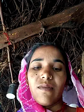 Snapshot of Uma_sain chatting on February 23, 2026, 10:01 am Uma sain online show from February 23, 2026, 10:01 am