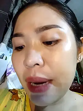 Snapshot of Lin-kute98 chatting on April 23, 2026, 2:30 pm Lin-kute98 online show from April 23, 2026, 2:30 pm