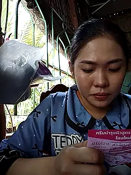 Snapshot of Lin-kute98 chatting on April 27, 2026, 6:00 am Lin-kute98 online show from April 27, 2026, 6:00 am