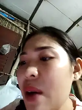 Snapshot of Lin-kute98 chatting on May 11, 2026, 2:12 pm Lin-kute98 online show from May 11, 2026, 2:12 pm