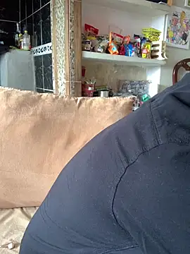 angelxxx95 online show from February 18, 2026, 4:25 pm