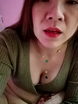 Lily-ross22 online show from January 12, 2026, 5:07 pm