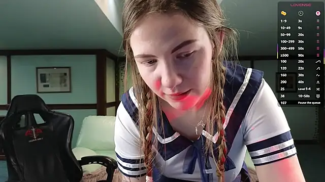 Snapshot of KiraRustle chatting on February 3, 2026, 2:53 am KiraRustle online show from February 3, 2026, 2:53 am