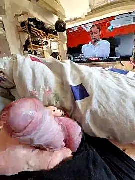 Snapshot of Mangeur44_ chatting on July 8, 2026, 8:08 am Mangeur44 online show from July 8, 2026, 8:08 am