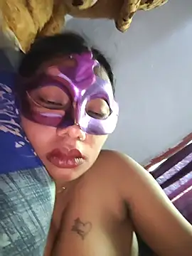 aarti03fb online show from April 17, 2026, 6:16 am