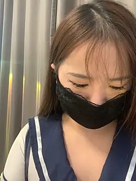 boniu-mimi online show from November 28, 2025, 1:30 am