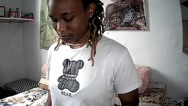 Snapshot of JuicyEbonyGoddess chatting on May 29, 2026, 9:18 am JuicyEbonyGoddess online show from May 29, 2026, 9:18 am