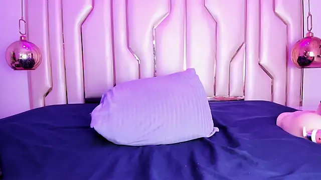 IrisHerrera  online show from March 23, 2026, 2:26 am