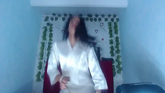 angelamanjarrezcm online show from December 1, 2025, 7:02 am