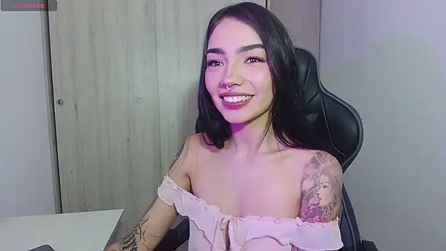 Snapshot of AriaLakshmi chatting on February 24, 2026, 3:15 am AriaLakshmi online show from February 24, 2026, 3:15 am