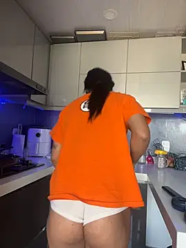 Snapshot of SaraAndrade_ chatting on March 4, 2026, 1:17 pm SaraAndrade online show from March 4, 2026, 1:17 pm