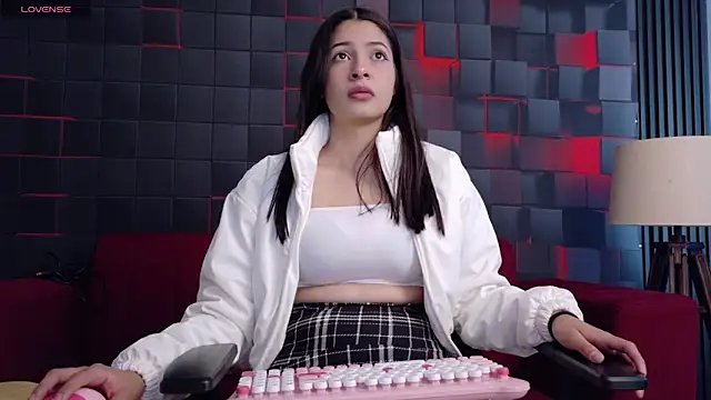 Snapshot of JakiJohnson chatting on December 3, 2025, 1:09 pm JakiJohnson online show from December 3, 2025, 1:09 pm