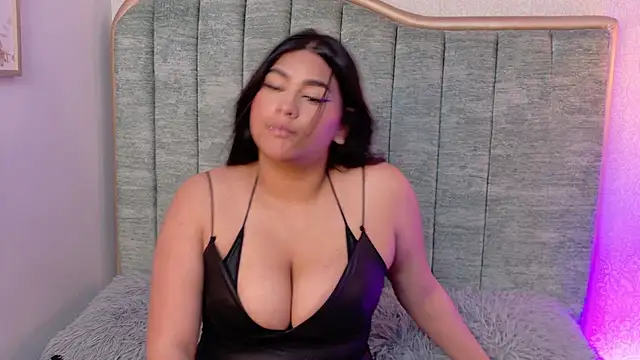 Snapshot of Kittyy_Antonella_ chatting on November 25, 2025, 12:38 pm Kittyy Antonella online show from November 25, 2025, 12:38 pm