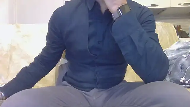 Snapshot of Eroshotlicker chatting on February 13, 2026, 9:55 pm Eroshotlicker online show from February 13, 2026, 9:55 pm