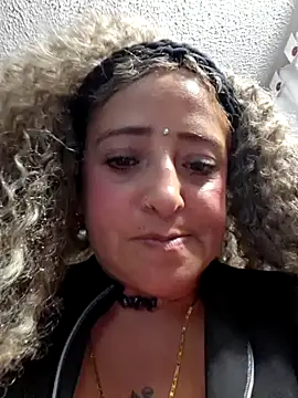 MelodyHockier online show from November 26, 2025, 1:06 am